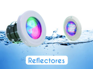 Instalación de reflectores para piscina